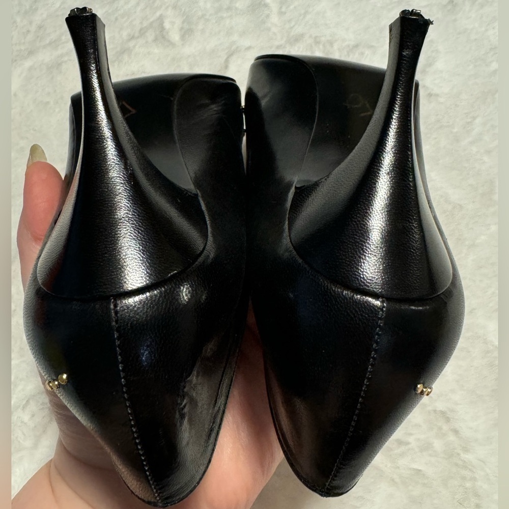 Vintage 80’s Stuart Weitzman Black Leather Gold Studded Heels Pumps Avante Garde - Picture 3 of 16